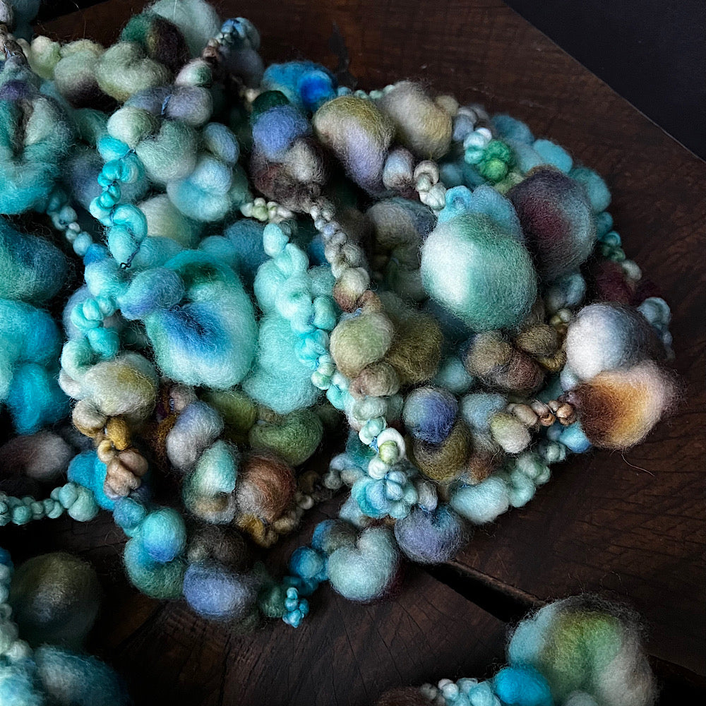 Sea pebbles Jumbo boucle Art yarn STOCK 3.7 oz