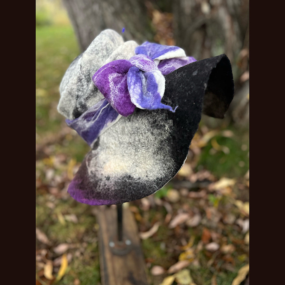 Felted top hat with bow 24” medium large