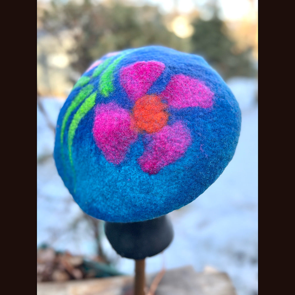 Felted beret 23” medium