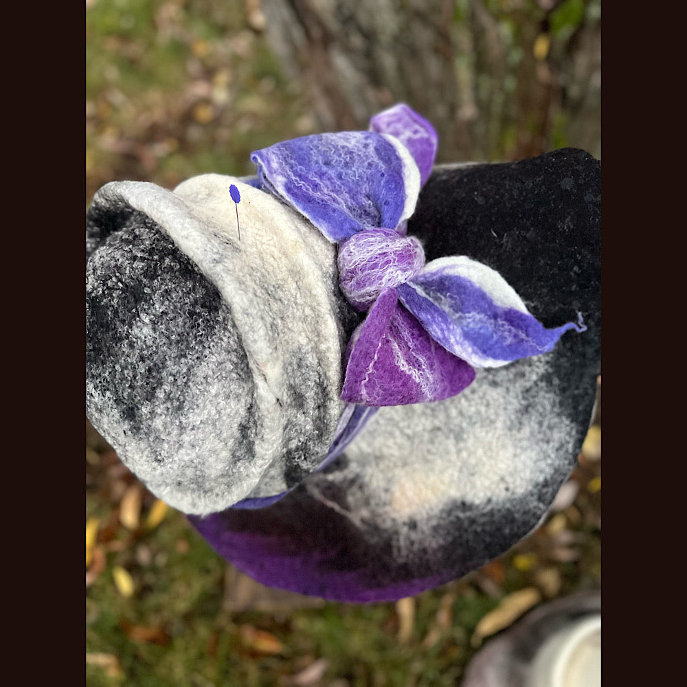 Felted top hat with bow 24” medium large