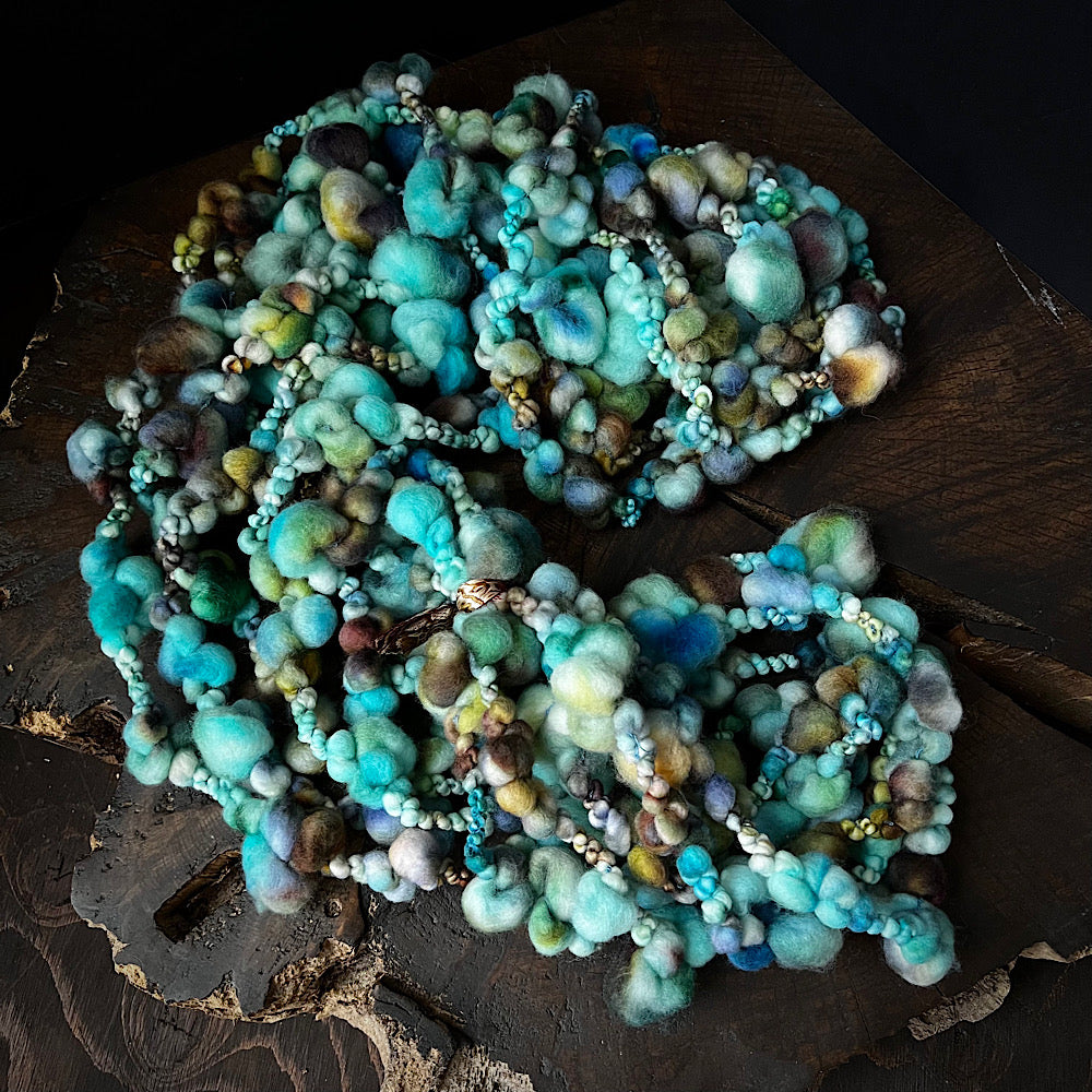 Sea pebbles Jumbo boucle Art yarn STOCK 3.7 oz