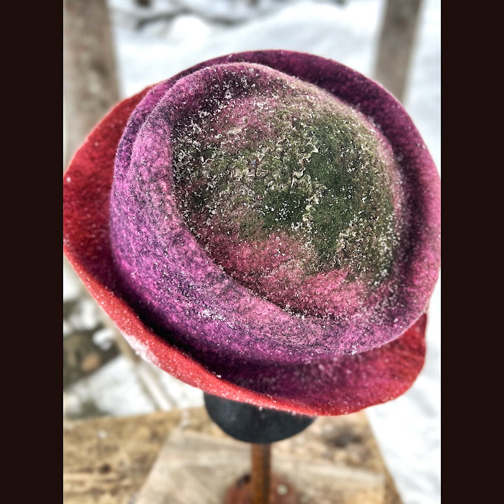 Felted top hat with leaf 23”