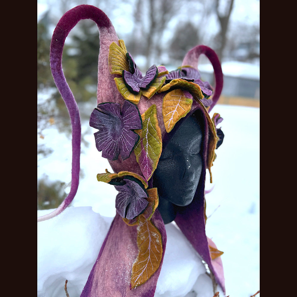 L’esprit des bois felted hood size 24” large