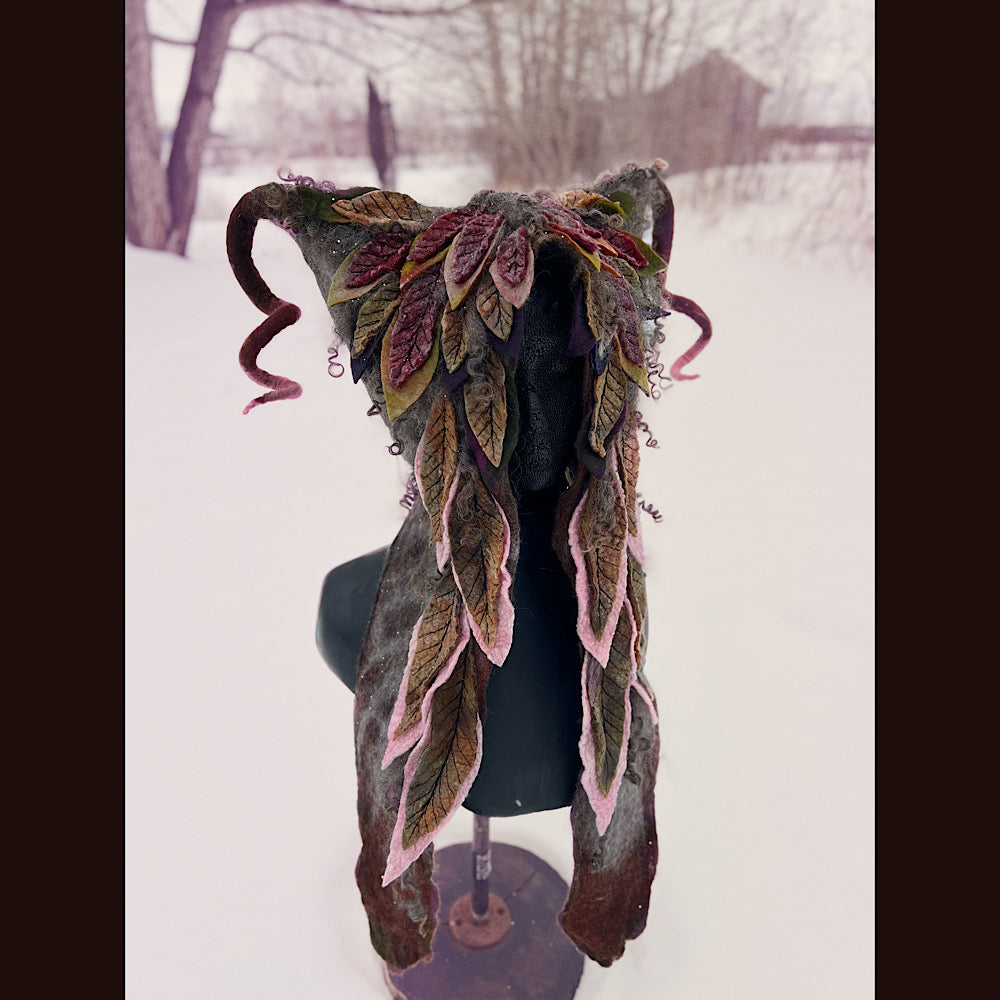 L’esprit des bois felted hood size 24” large