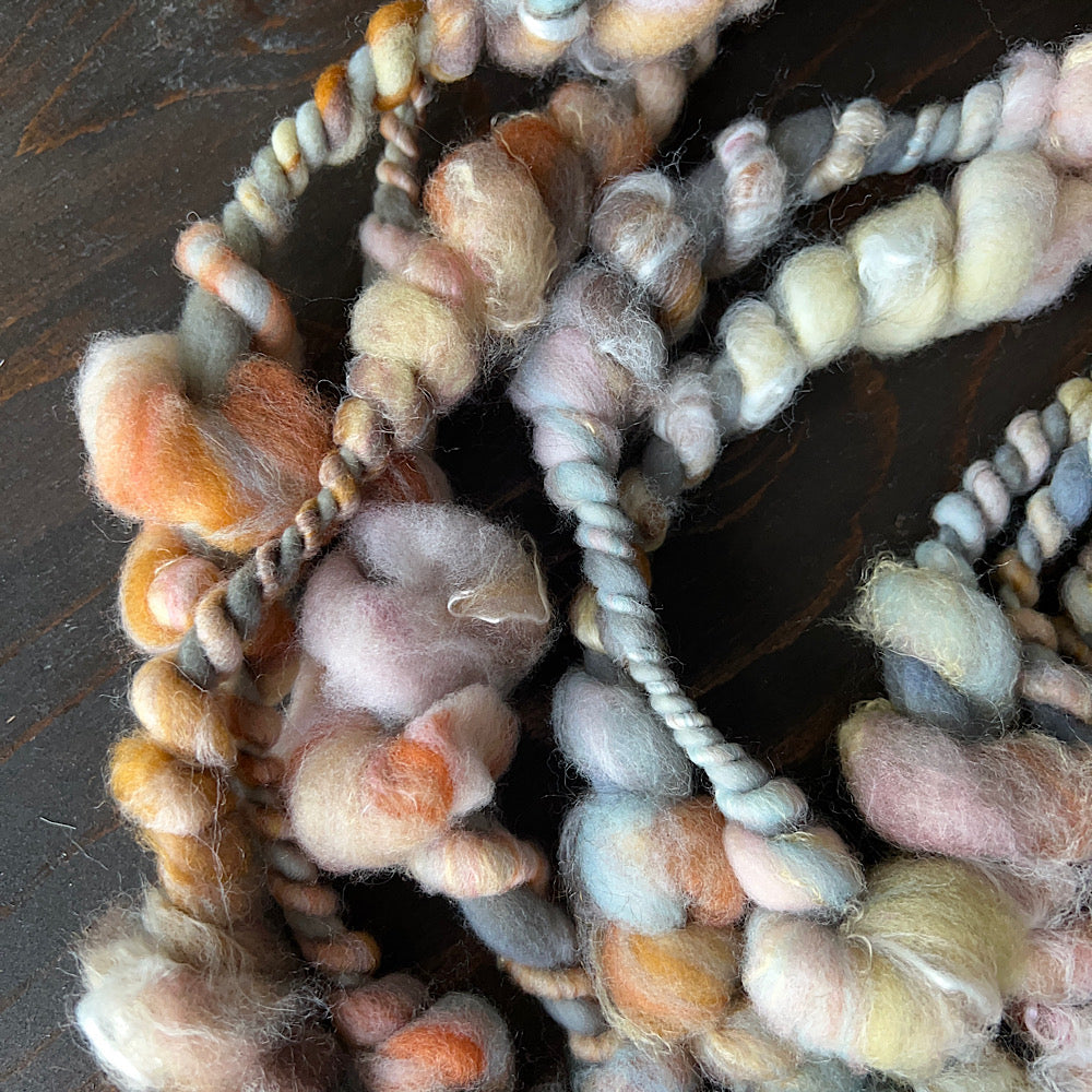 Jumbo spiral yarn for weaving