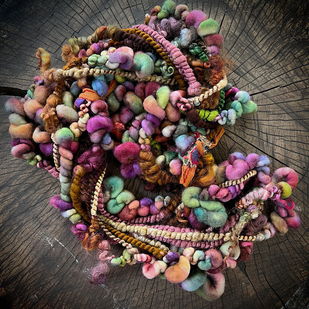 Mynoush Signature Art yarn STOCK