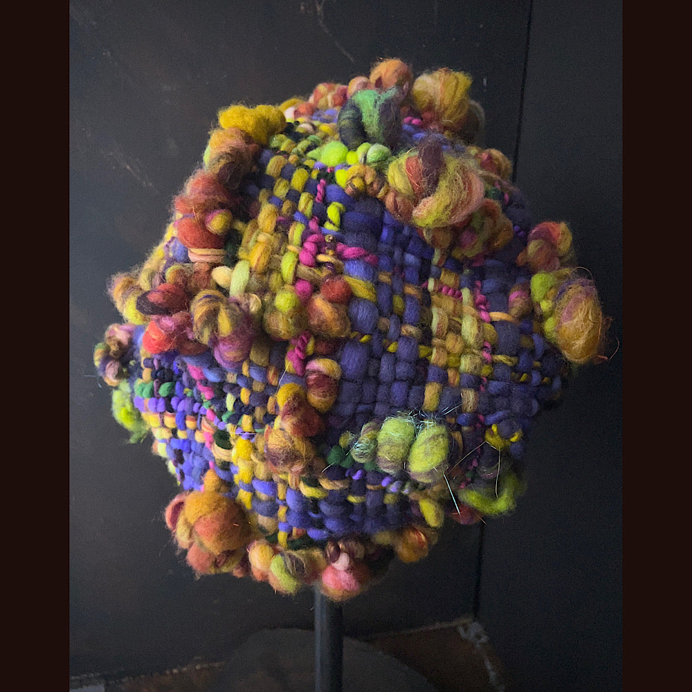 Woven beret size medium 23.5” stretch