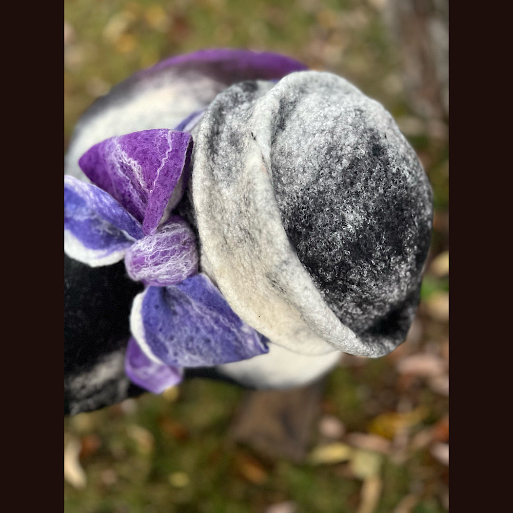 Felted top hat with bow 24” medium large