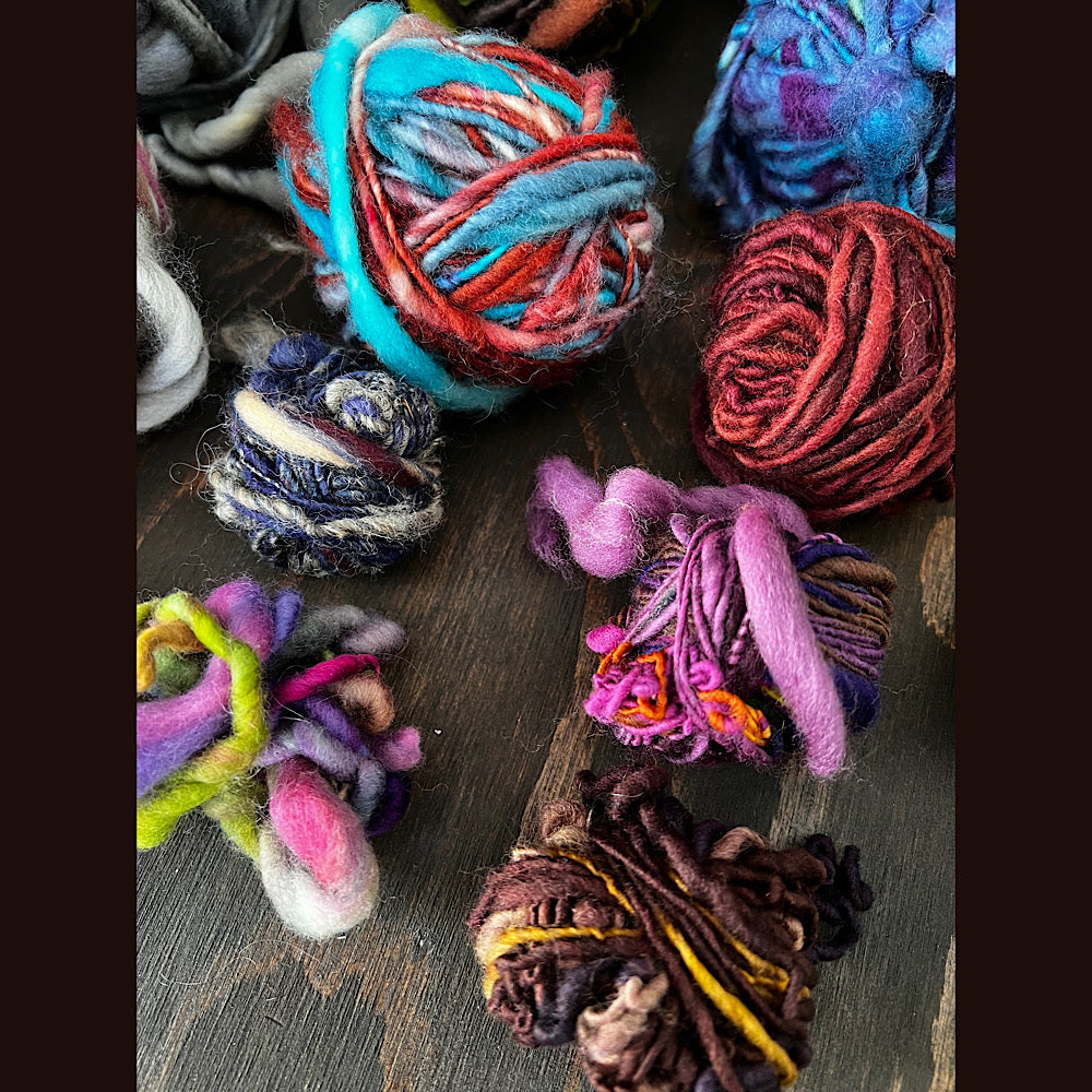 Very Large lot of hand spun yarn for weaving crochet knitting  21.1 oz