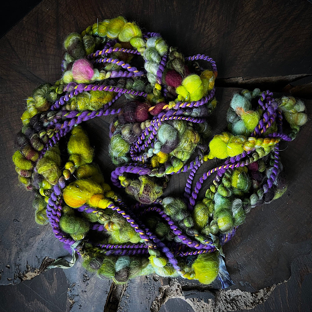 Beehives Art yarn STOCK