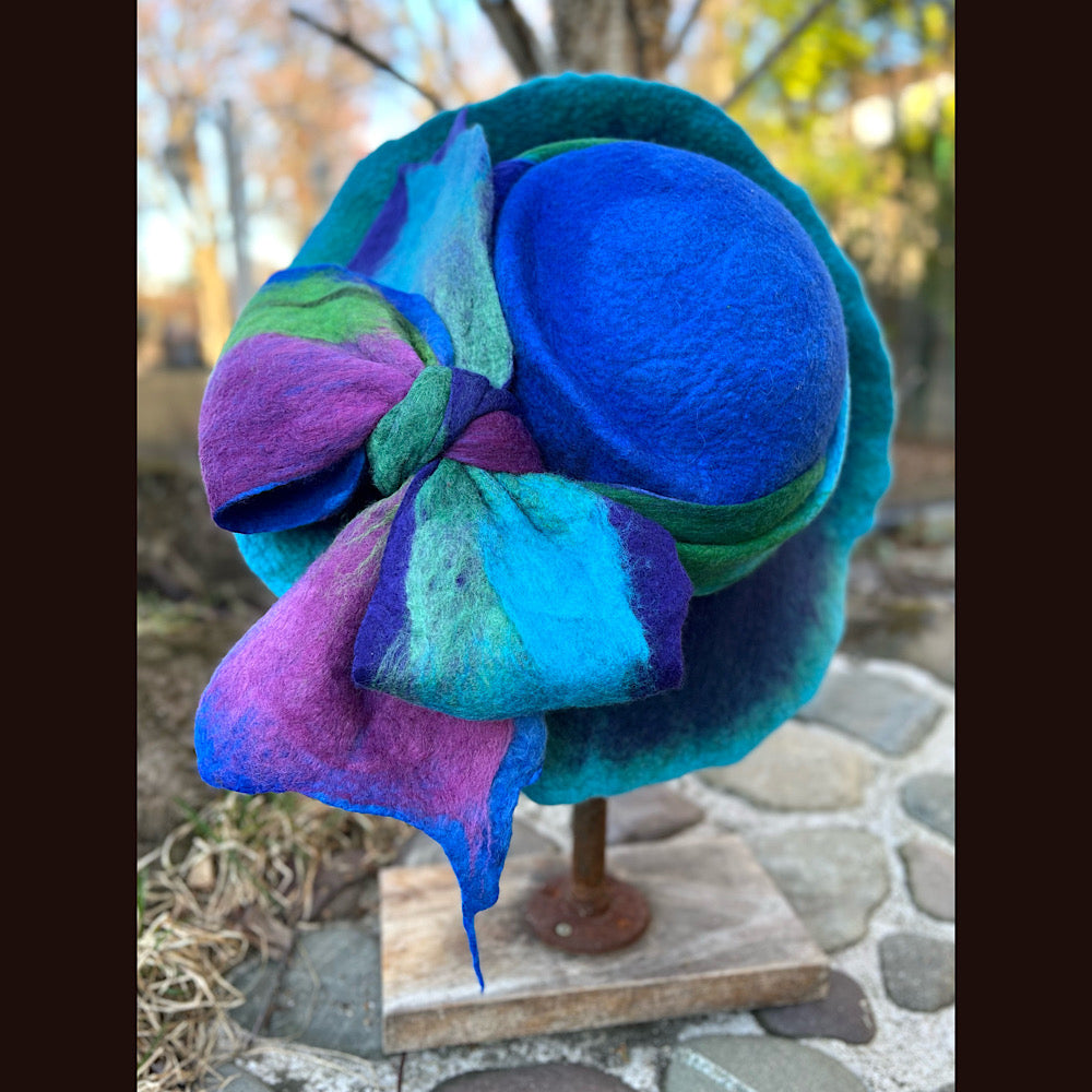 Felted top hat with bow 24” large