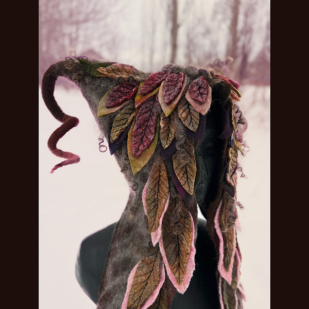 L’esprit des bois felted hood size 24” large