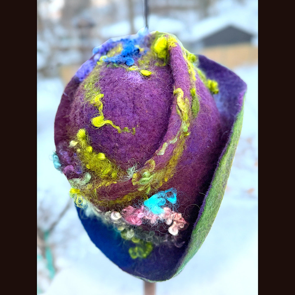 Handmade wool Felted hat 23” small medium