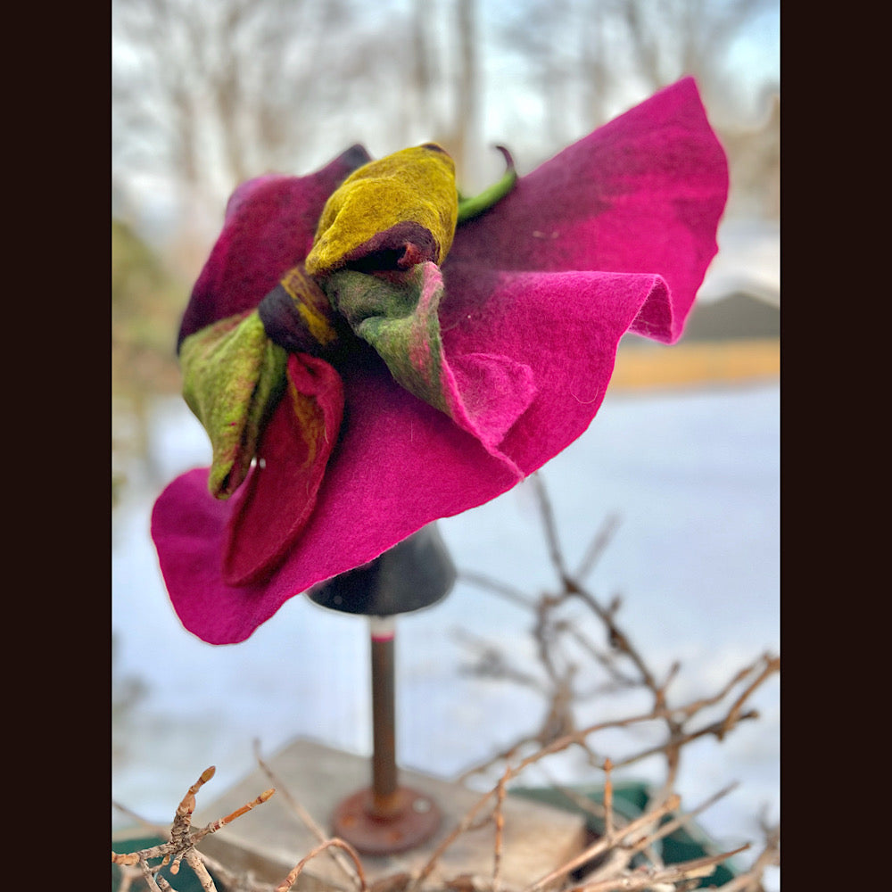 Felted top hat with bow 23” medium