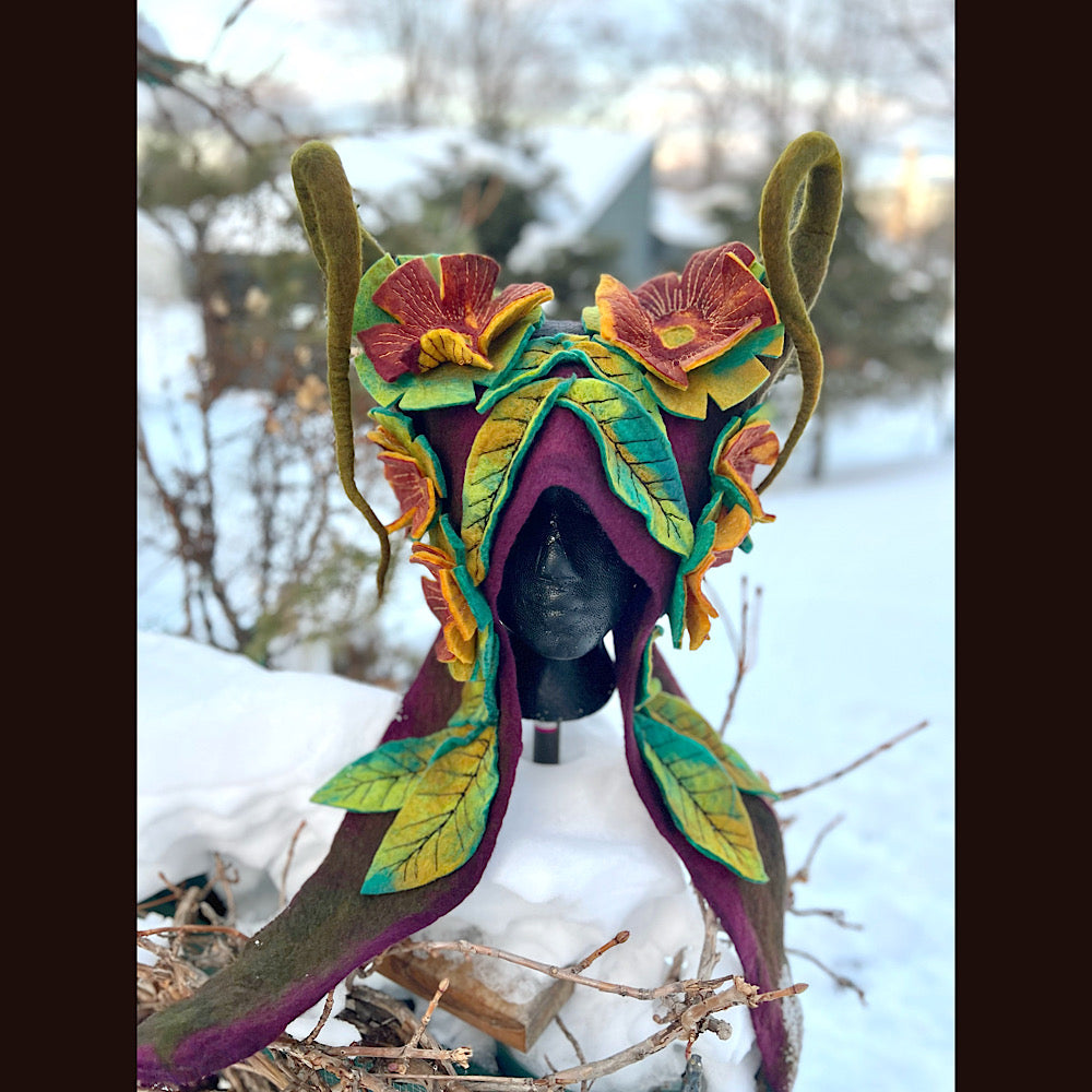 L’esprit des bois felted hood size 23” medium