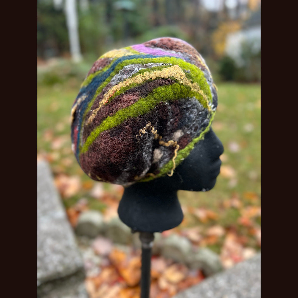 Felted hat beret size medium 23”