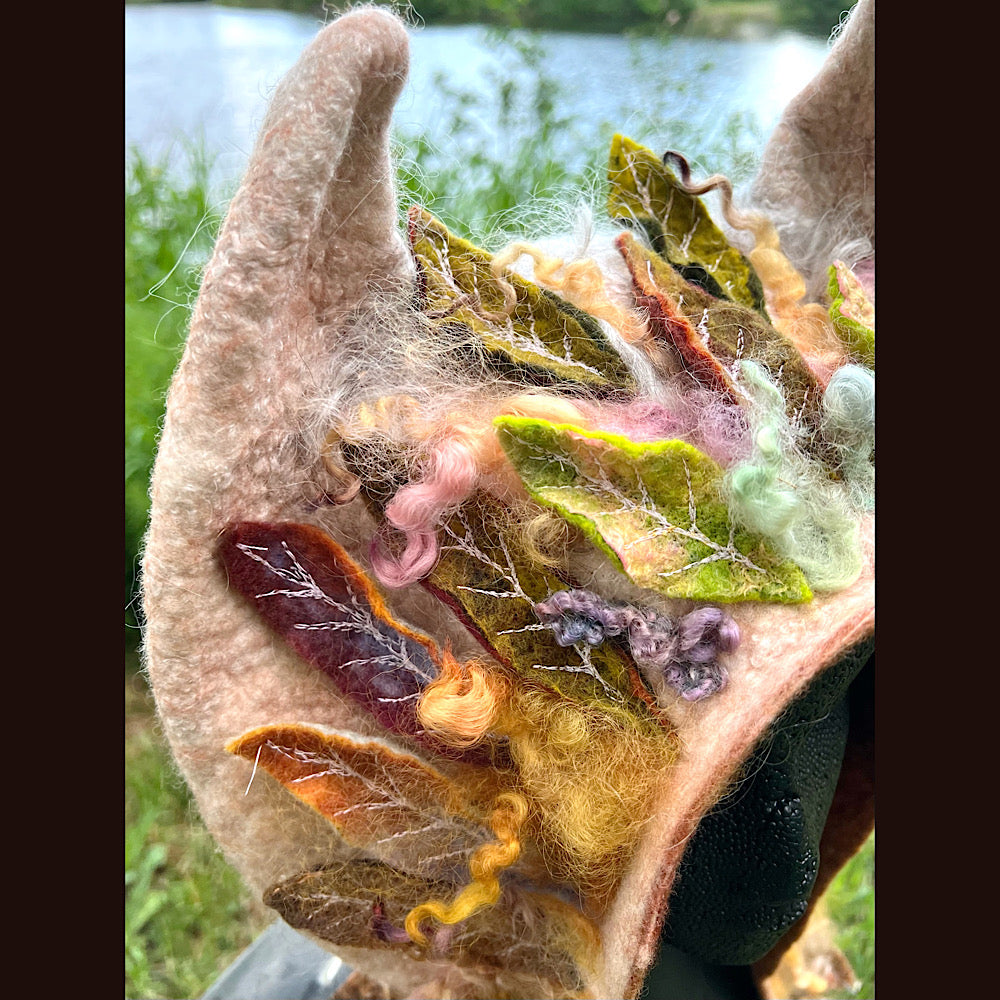 L’esprit des bois felted hood size 23.5” medium /large