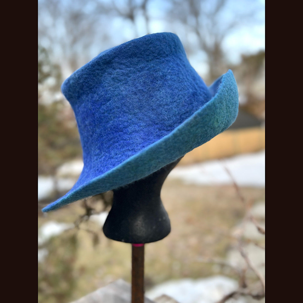 Felted top hat with curls 23” 1/2 medium