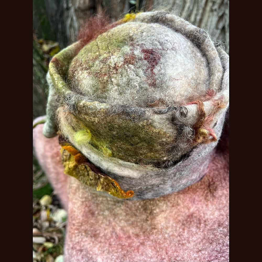 Felted top hat with bow 23” medium