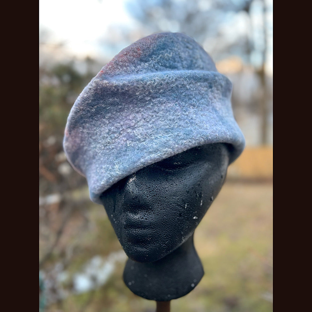 Felted top hat 22” small