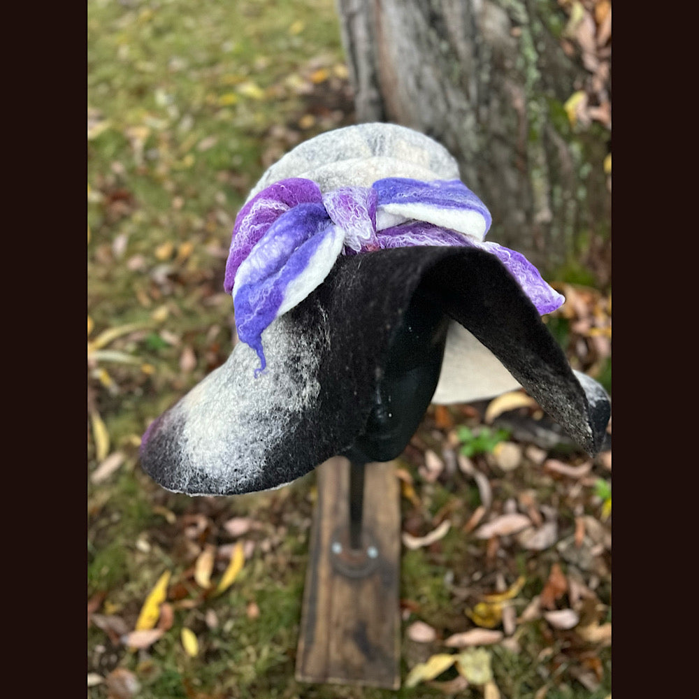 Felted top hat with bow 24” medium large