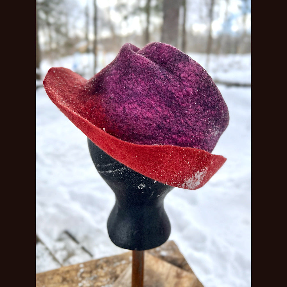 Felted top hat with leaf 23”