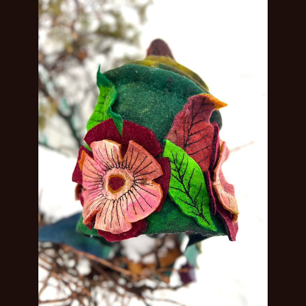 L’esprit des bois felted hood size 23” medium