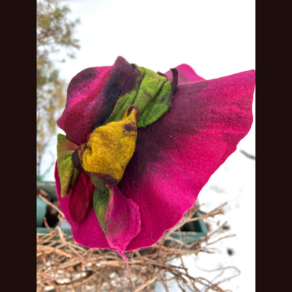Felted top hat with bow 23” medium