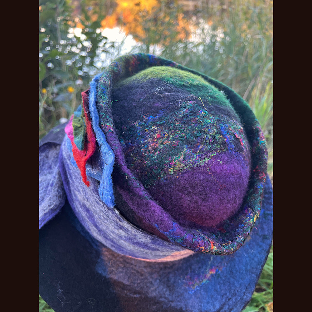 Felted top hat with leaves 23.5” medium