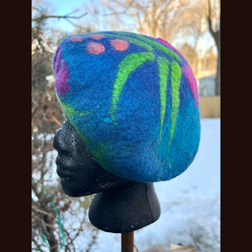 Felted beret 23” medium