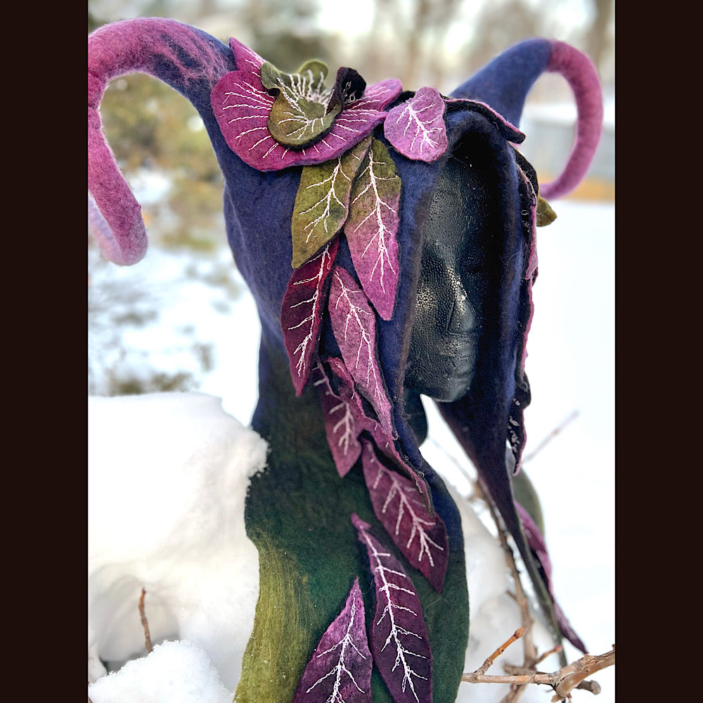 L’esprit des bois felted hood size 24” large