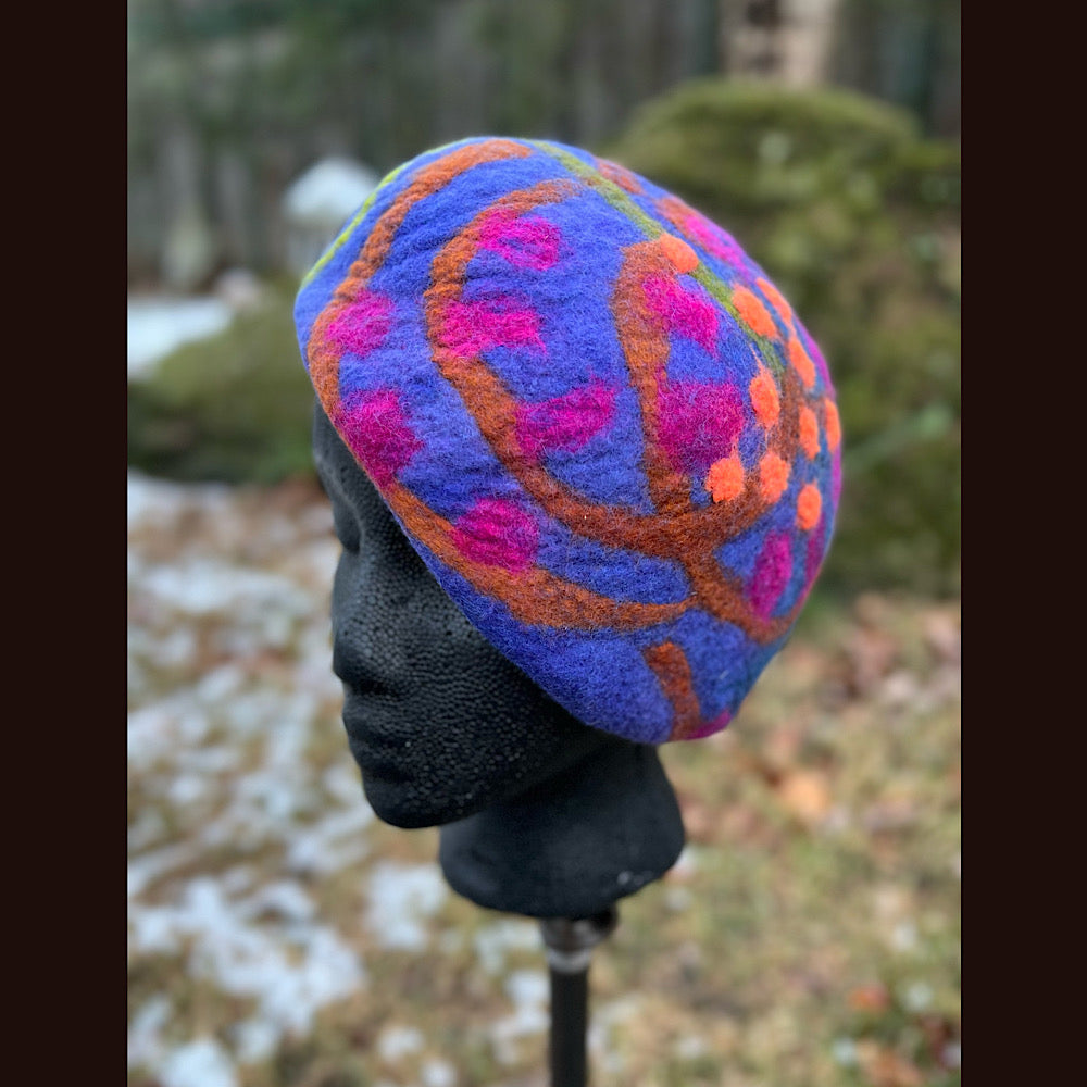 Felted beret medium