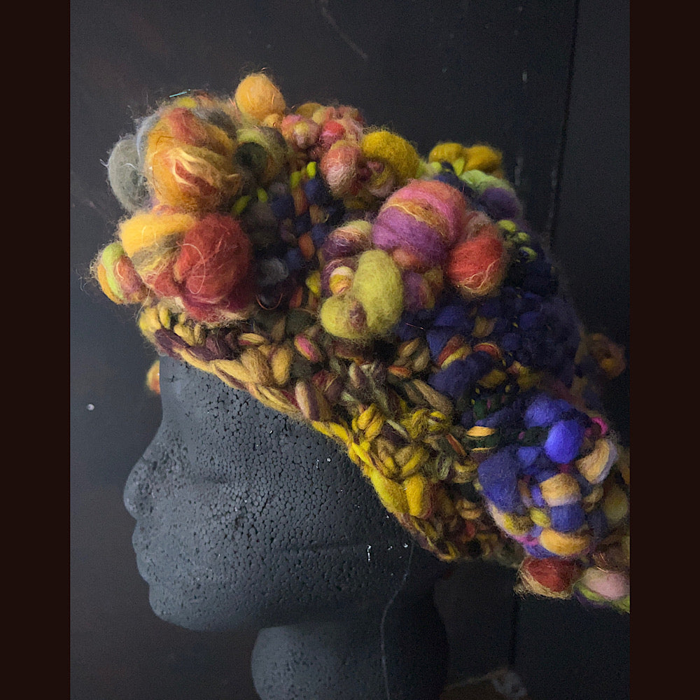 Woven beret size medium 23.5” stretch