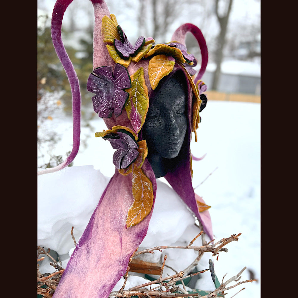L’esprit des bois felted hood size 24” large