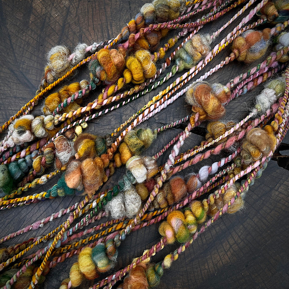 Beehives Art yarn STOCK