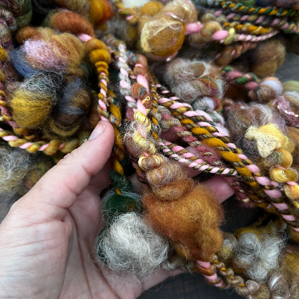 Beehives Art yarn STOCK