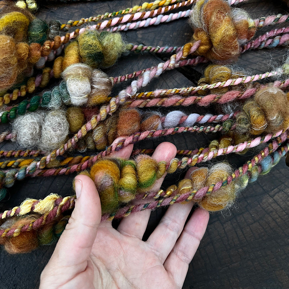 Beehives Art yarn STOCK