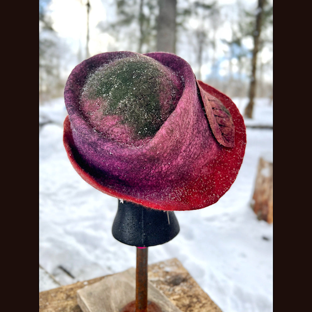 Felted top hat with leaf 23”