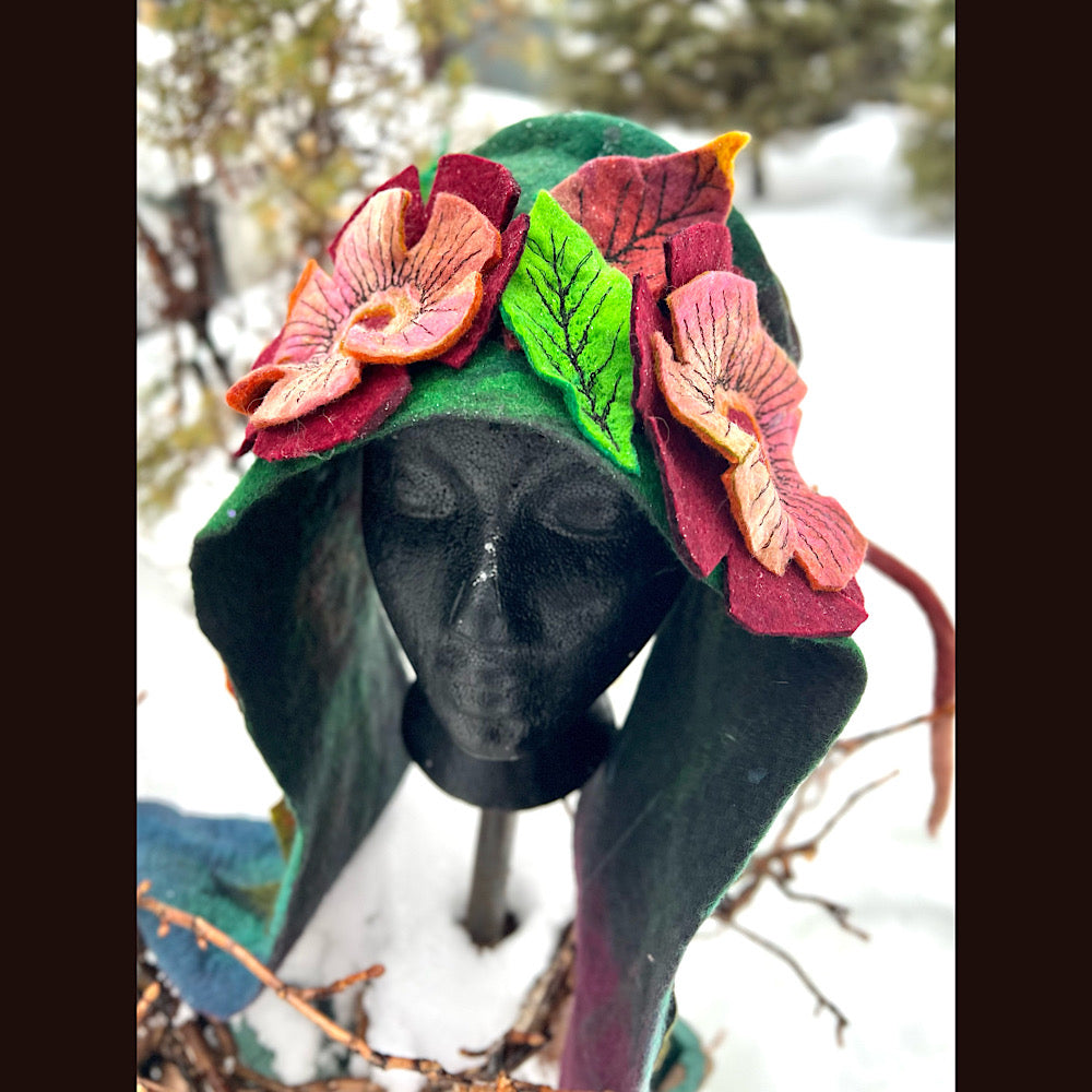 L’esprit des bois felted hood size 23” medium