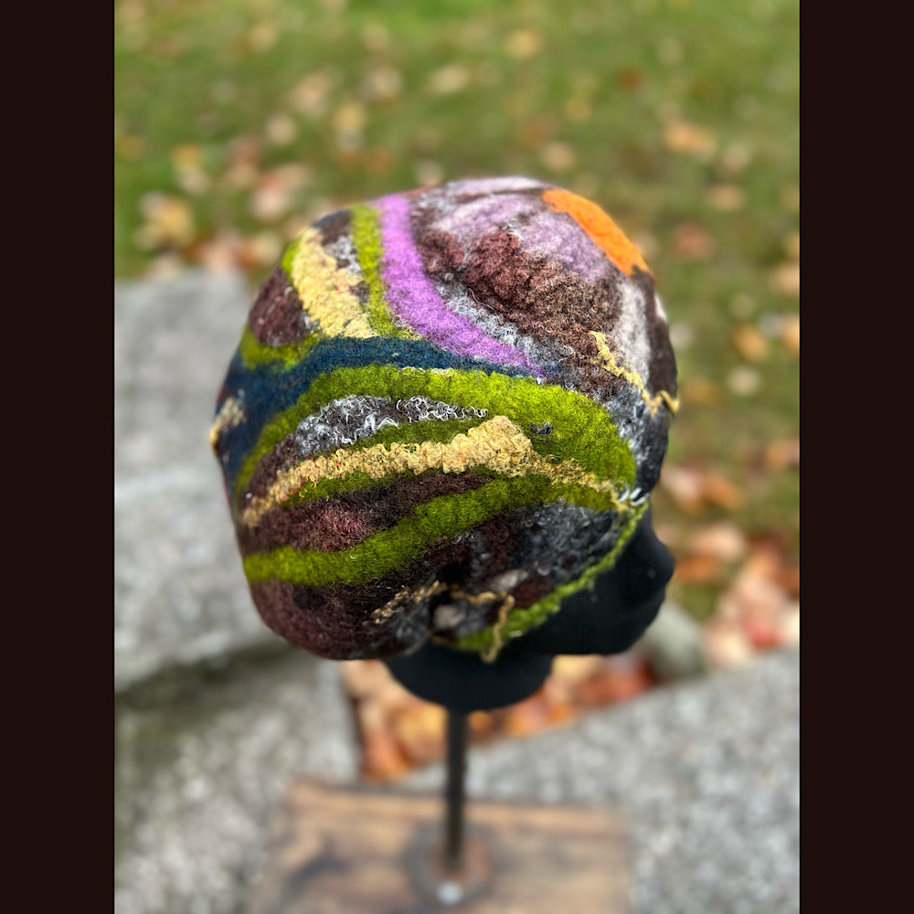 Felted hat beret size medium 23”