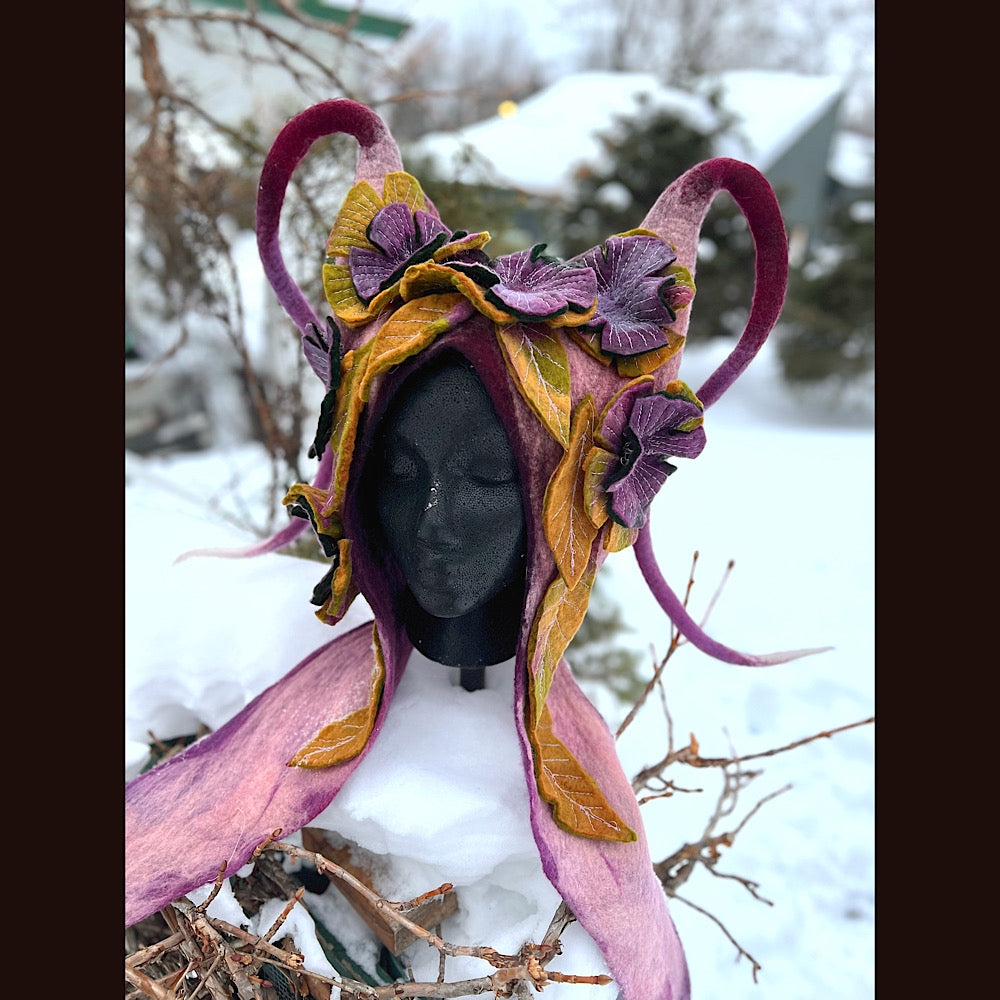 L’esprit des bois felted hood size 24” large