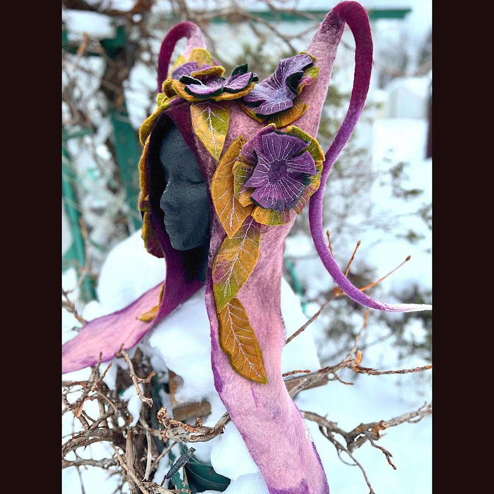 L’esprit des bois felted hood size 24” large