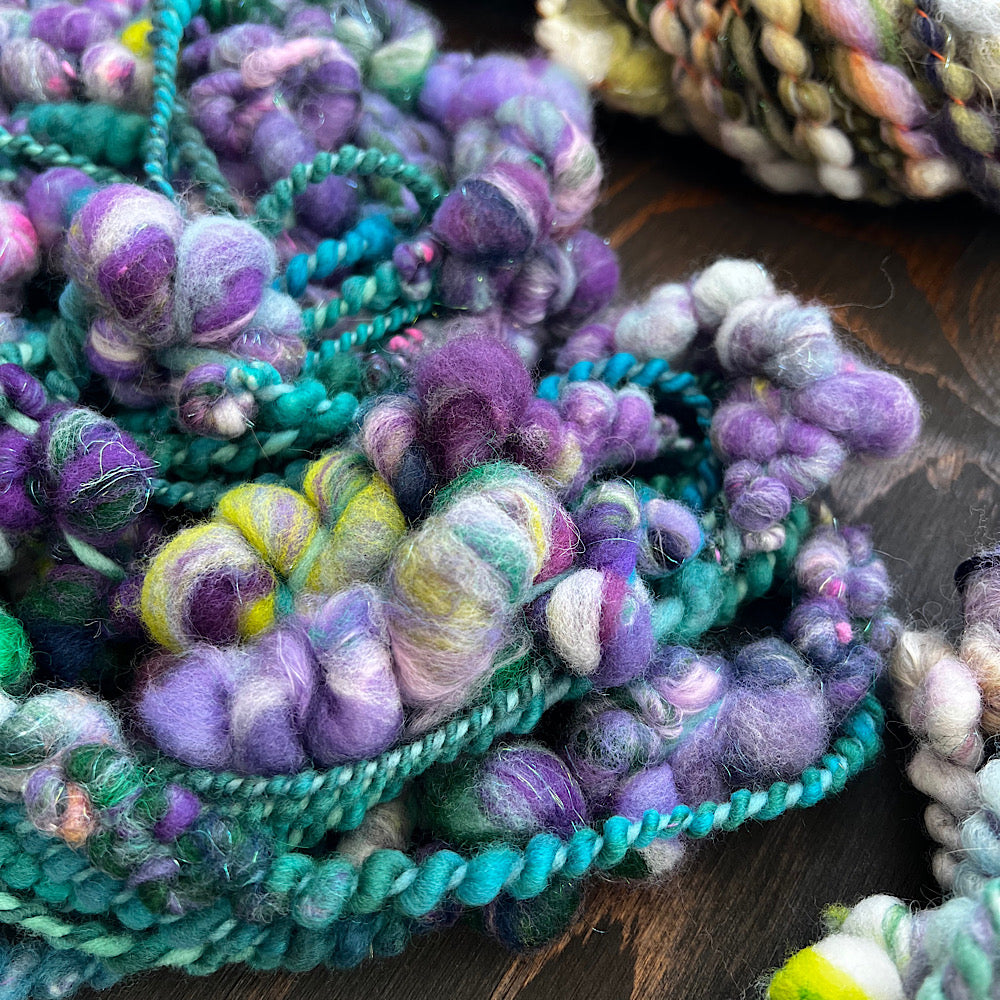 lot of hand spun yarn for weaving  knitting 10.4 oz