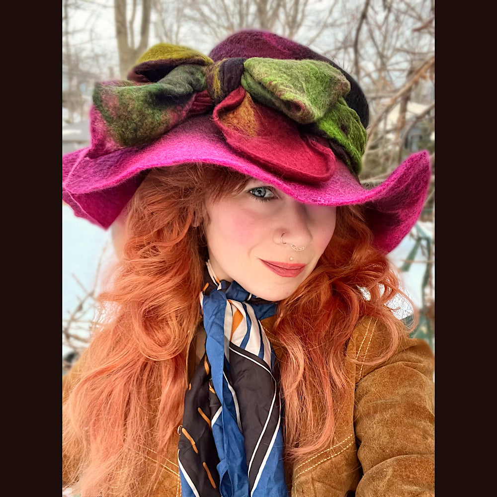 Felted top hat with bow 23” medium