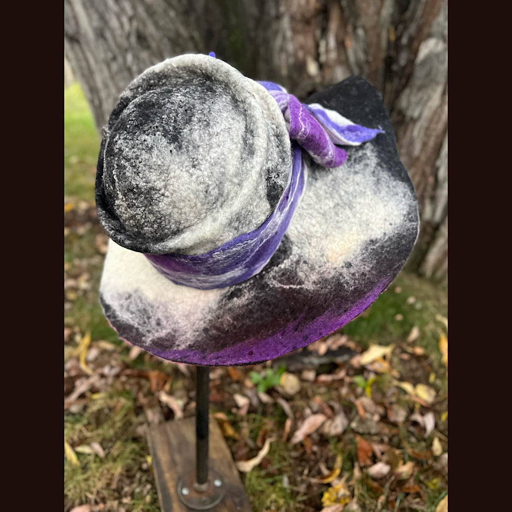 Felted top hat with bow 24” medium large