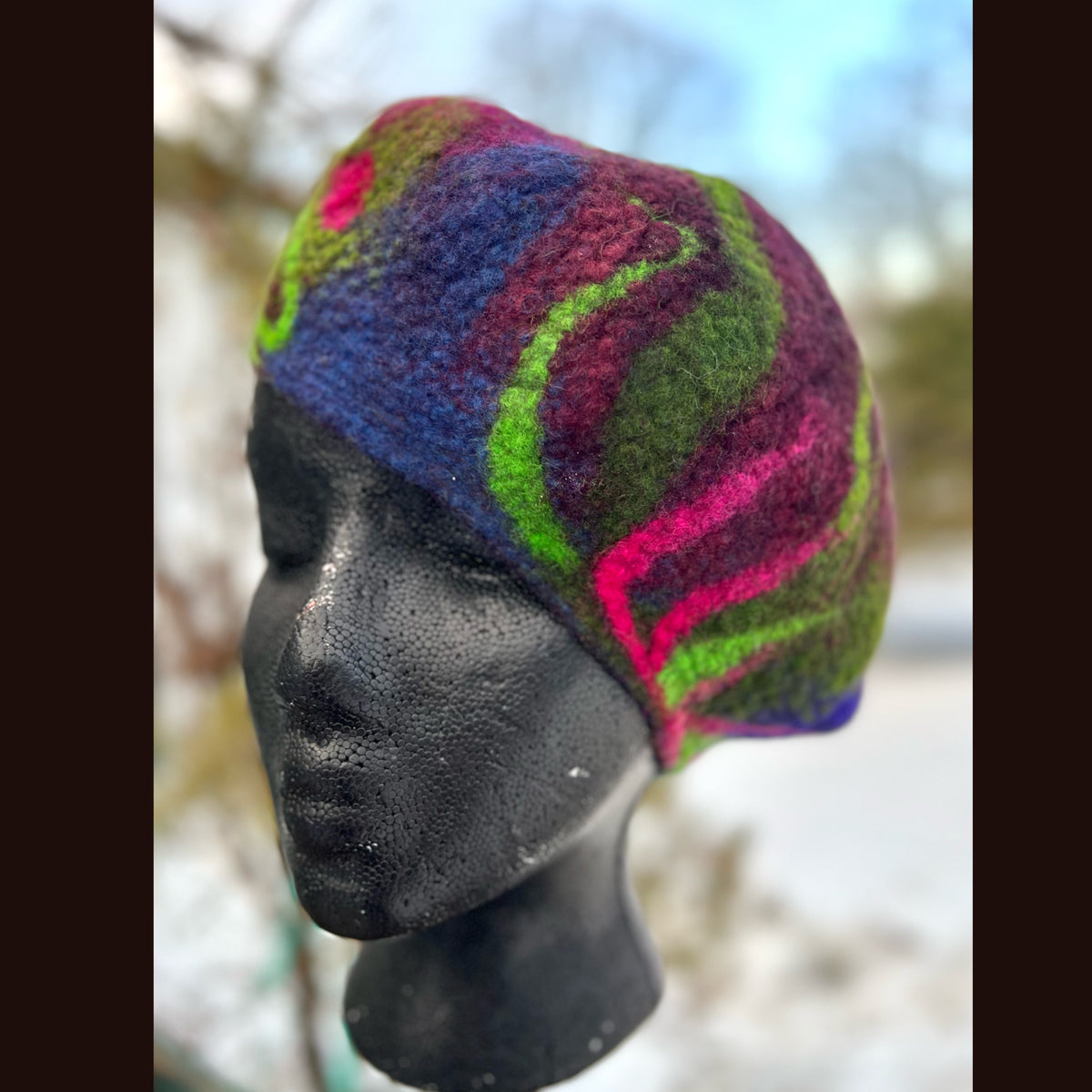 Felted beret 23”