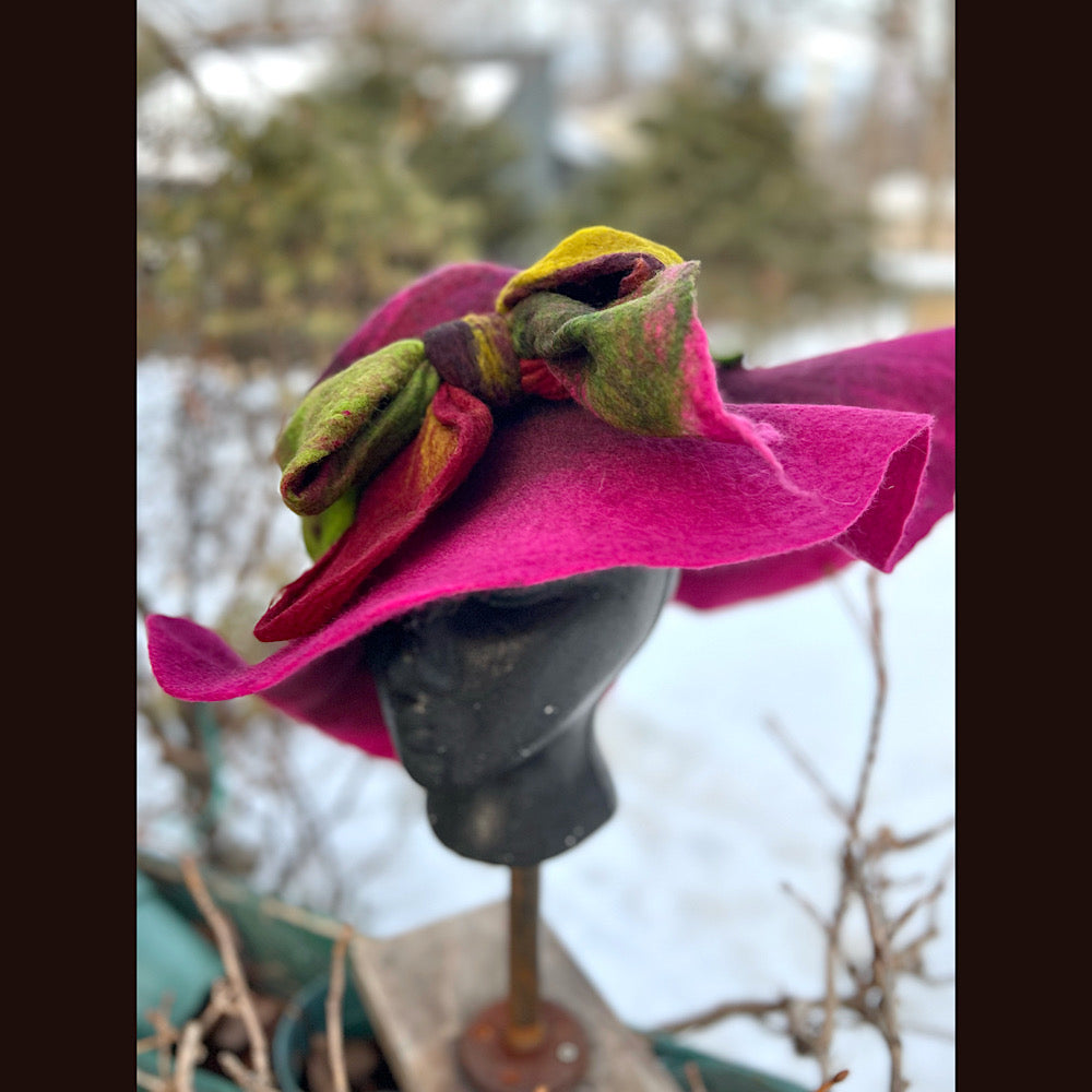 Felted top hat with bow 23” medium