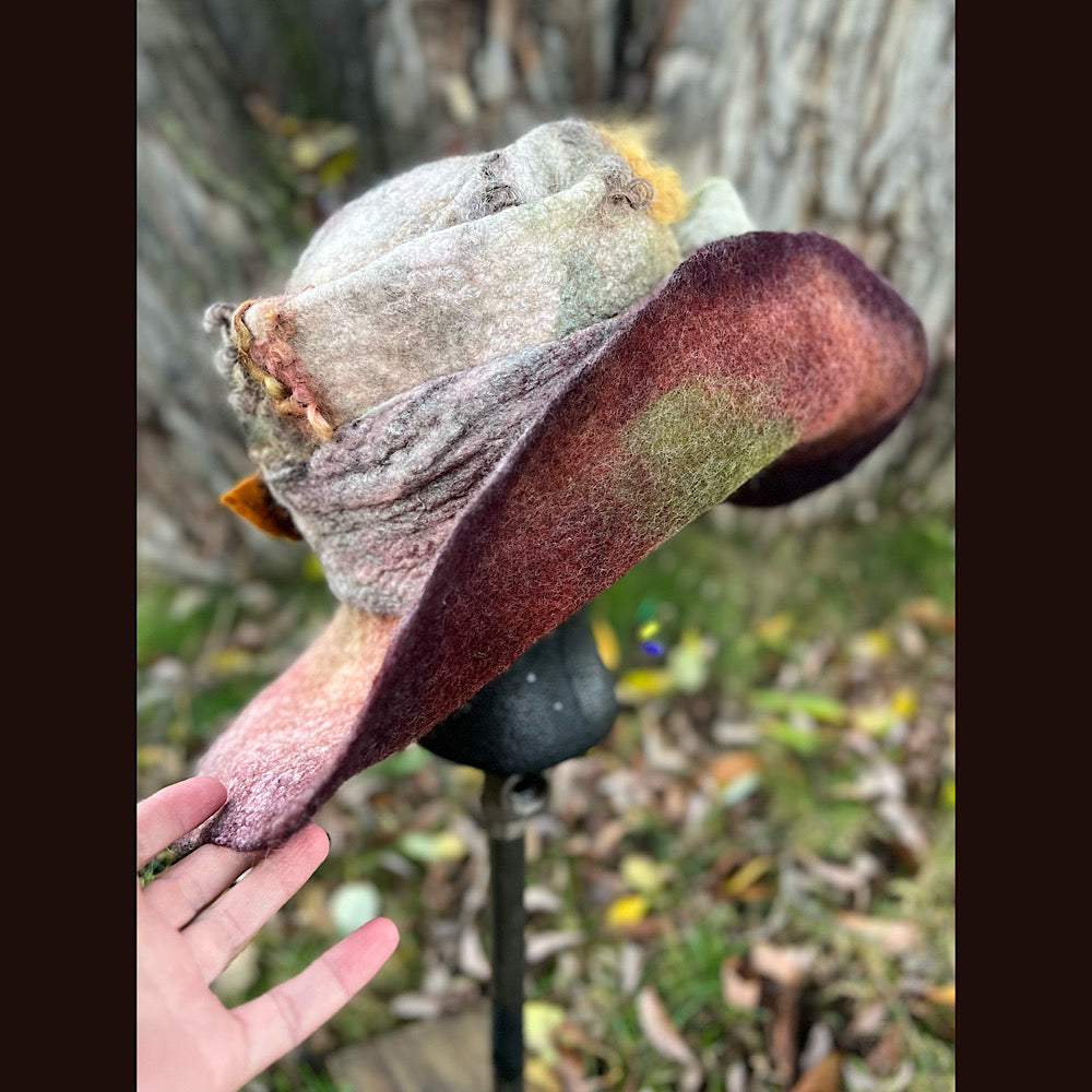 Felted top hat with bow 23” medium
