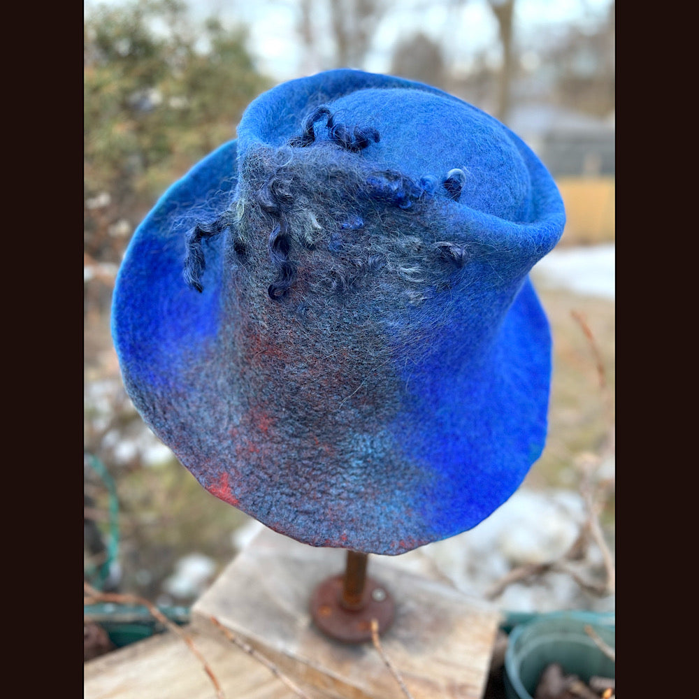 Felted top hat with curls 23” 1/2 medium