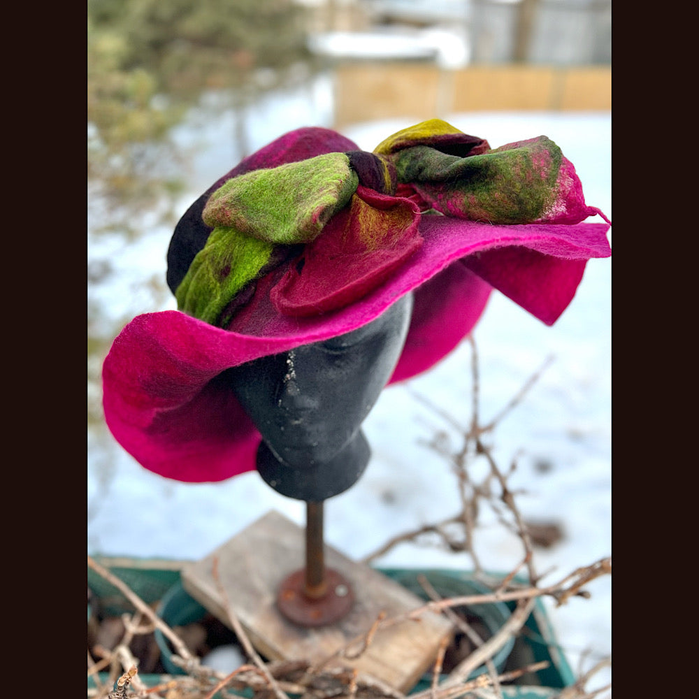 Felted top hat with bow 23” medium